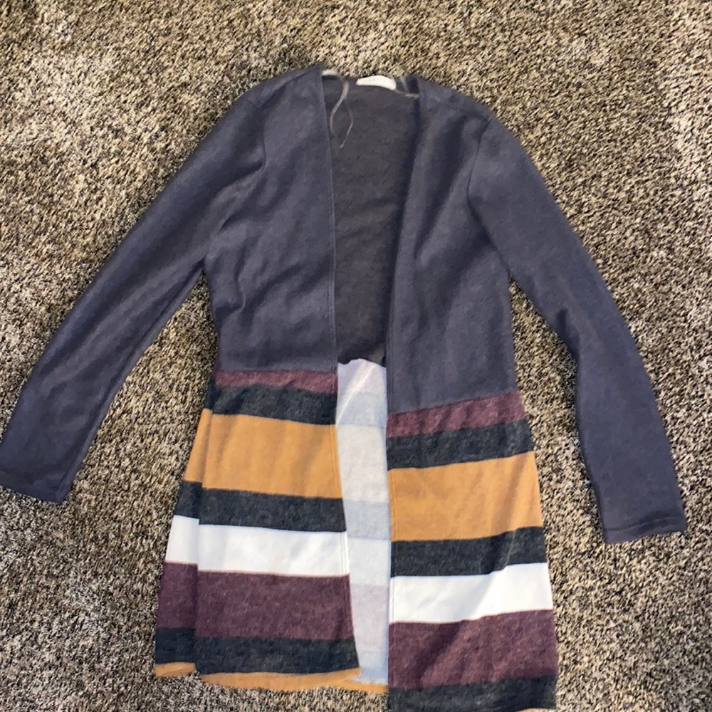 Boutique sweater never worn size large